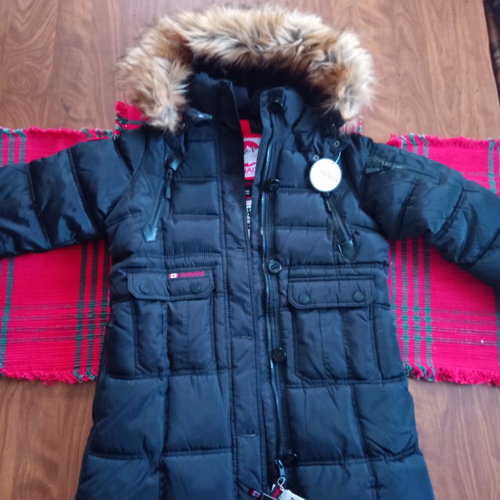 Nwt Canadian Weather Gear Vegan Winter Puffer Jacket